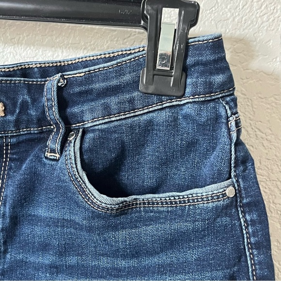 White House Black Market Short Dark Blue Jean Stretch Denim Shorts Size 4 - Picture 4 of 10